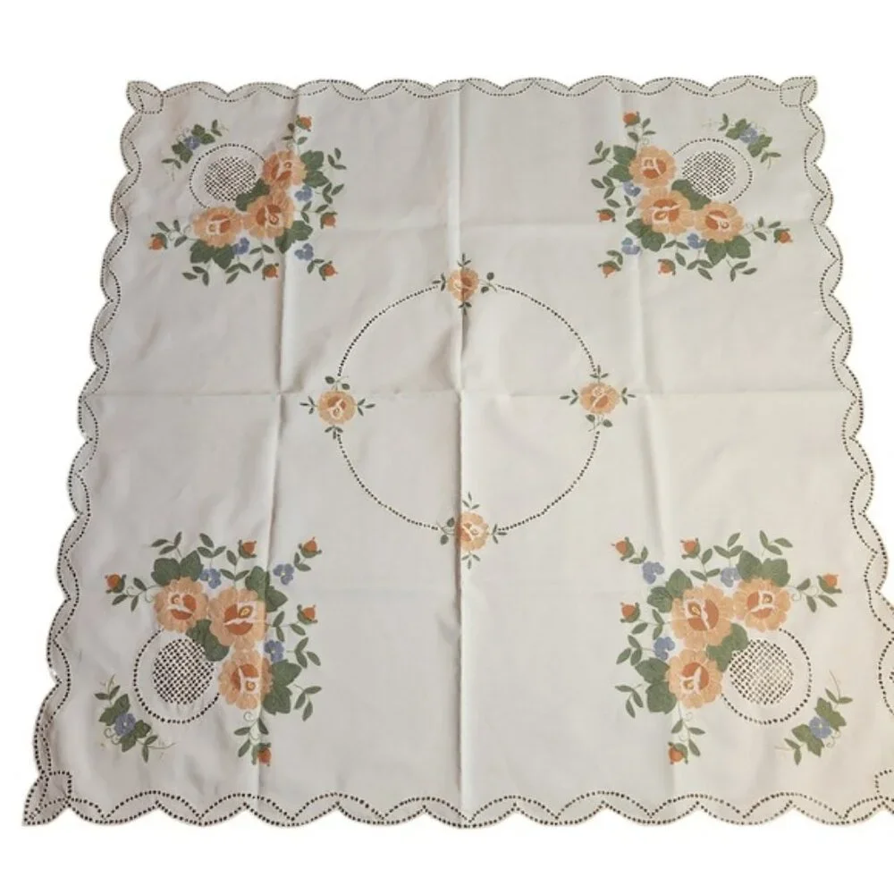 Vintage Square Floral Embroidered Tablecloth White‎ Scalloped Cutwork Lace 34x34